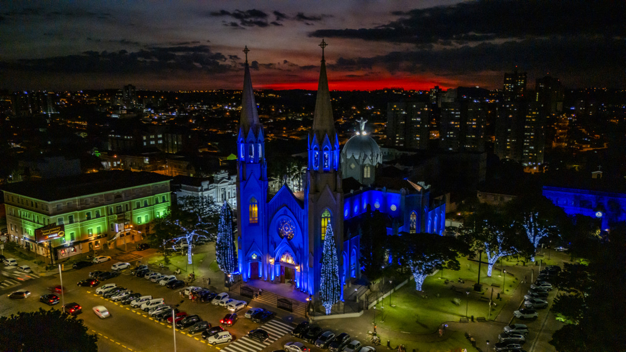 Catedral-iluminada-andre-godinho (1)
